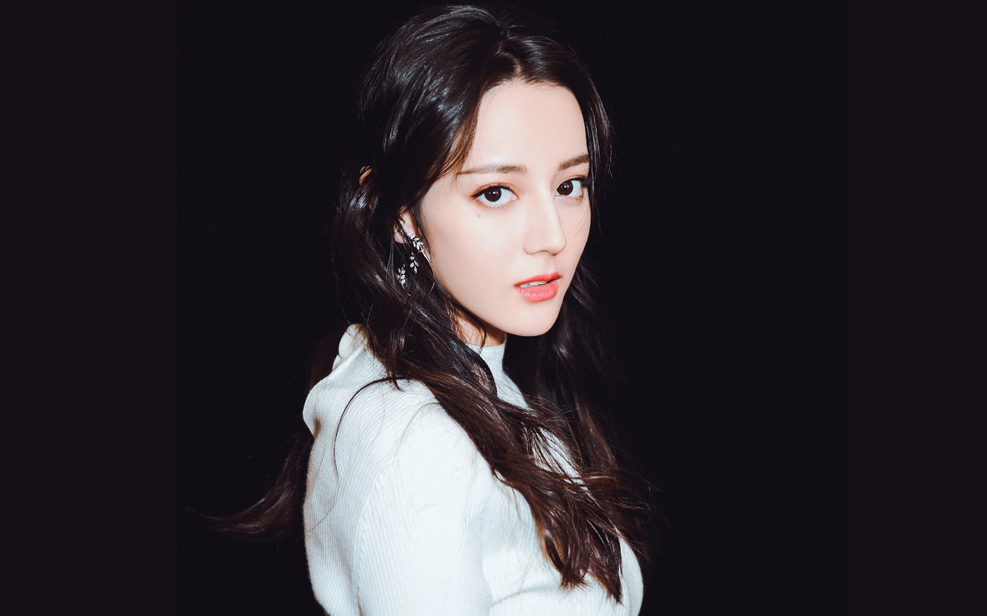 爱游戏体育官方网站-紧凑赛程连番争夺，精彩对决接踵而至，赛程紧凑是什么意思