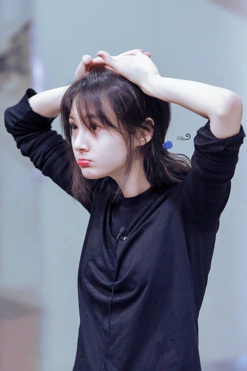 “马科斯·梅特罗:阿根廷美洲狮队的无畏斗士,未来光明”