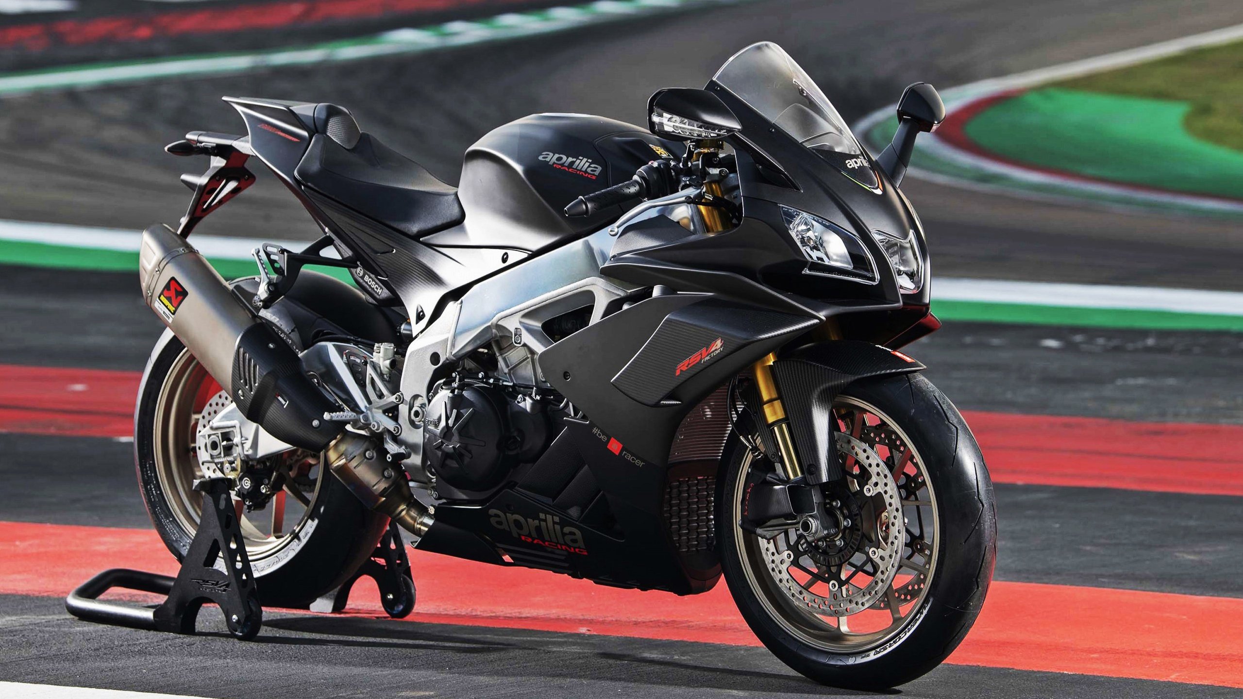 科里·简:全黑队的边锋悍将,威胁对方防线的关键人物,科里古德百度百科