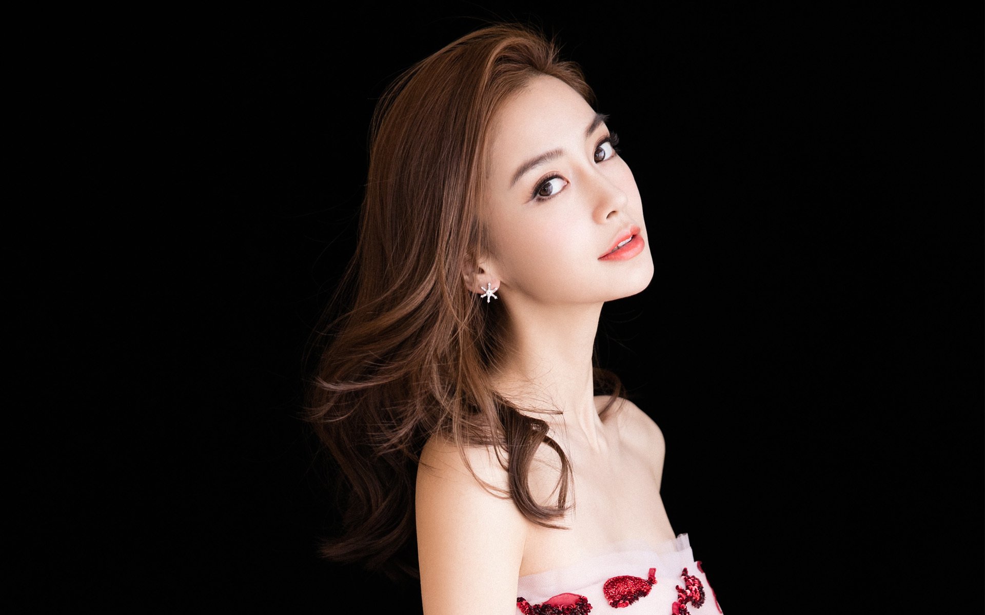 赞比亚男篮在非洲预赛中拼搏不止,迈向国际舞台新高峰,赞比亚进球