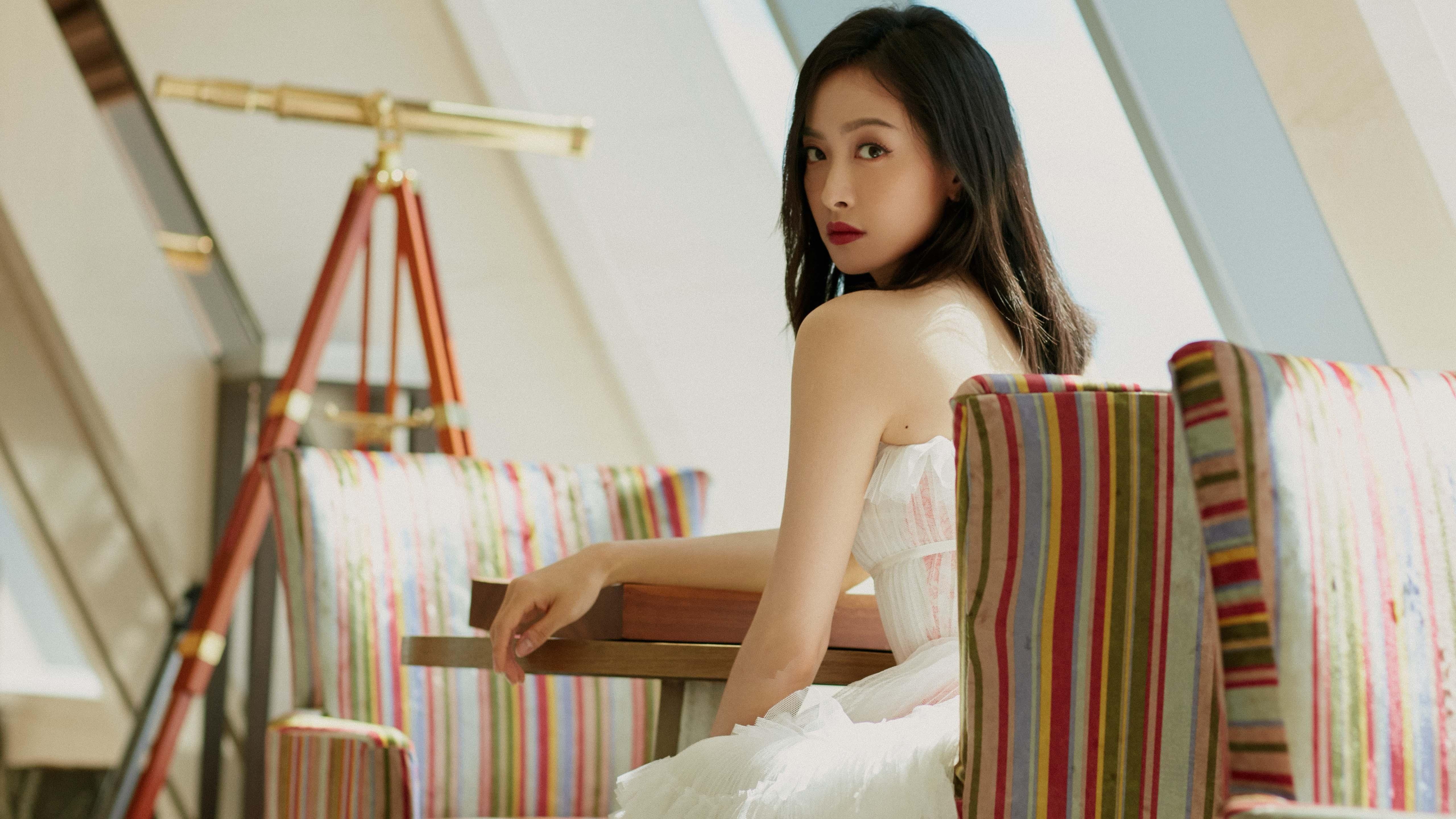 青少年篮球精英营引入多语种教练提升语言适应力，青少年篮球训练营的简介